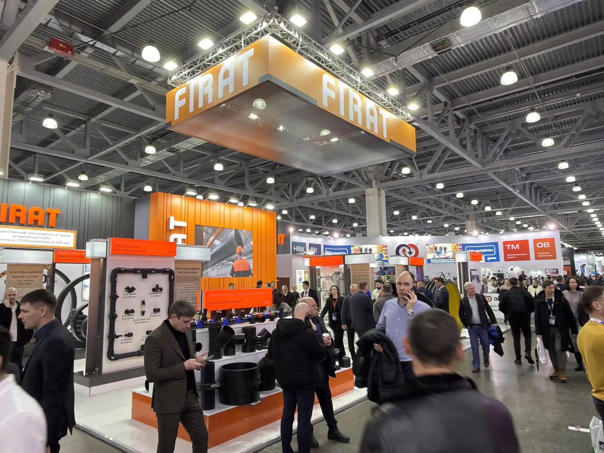 fırat plastik  Moskova Crocus fuar alanı stand