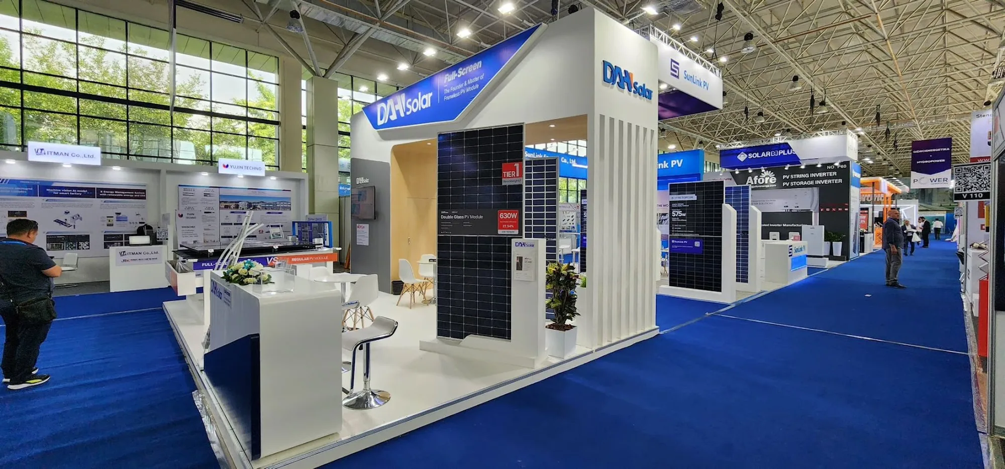 DAH Solar Energy Taşkent UzExpo Center Solar Expo fuar standı