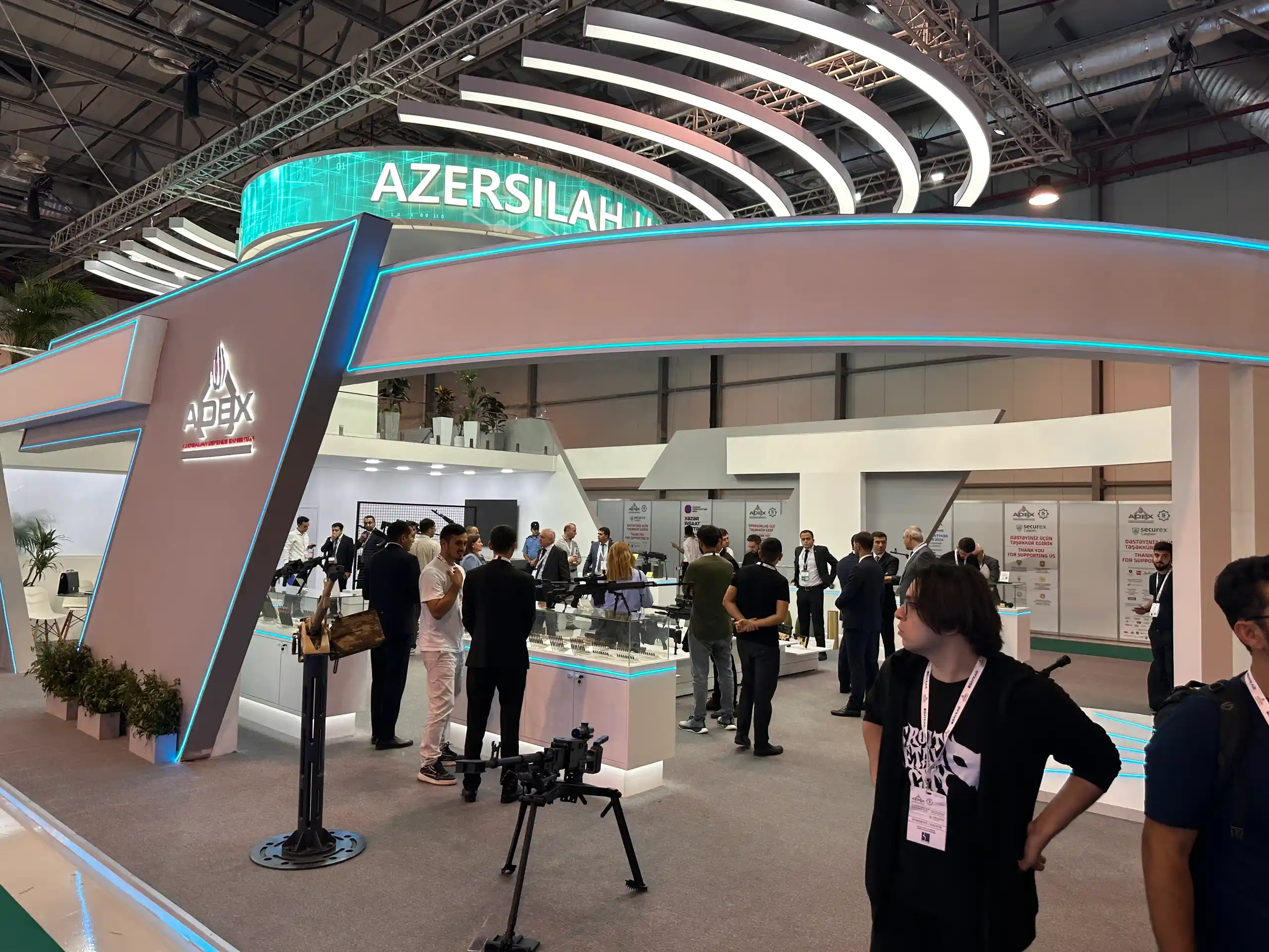 AZERSİLAH HOLDİNG Bakü Expo Center fuar standı ürün teşhir alanı